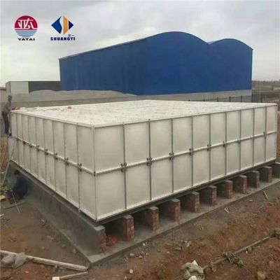 Pubblicità Con un serbatoio di acqua di plastica da 20000 litri con etichetta privata personalizzata e spedizioni veloci