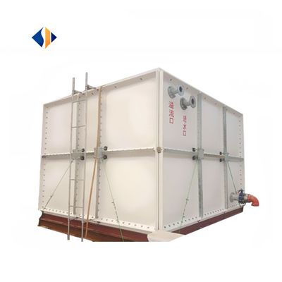 Serbatoio di acqua GRP di grande volume 100m3 con telaio in acciaio galvanizzato a caldo e scala esterna
