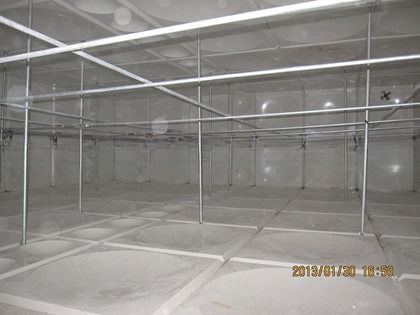 Agriturismo 100m3 Serbatoio dell'acqua in fibra di vetro ad alta produttività Efficienza 50000L/ora
