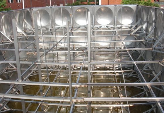 Serbatoio idrico in acciaio inossidabile certificato CE 10000 litri con spessore standard del pannello