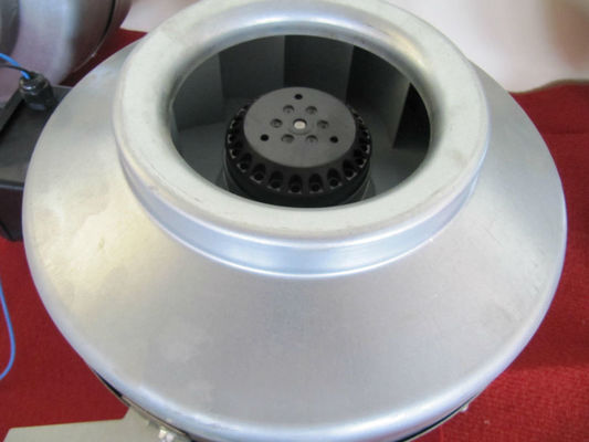 Ventilatore di canale di montaggio a lama di plastica per mini-duct automation Installazione di ventilatore centrifugo